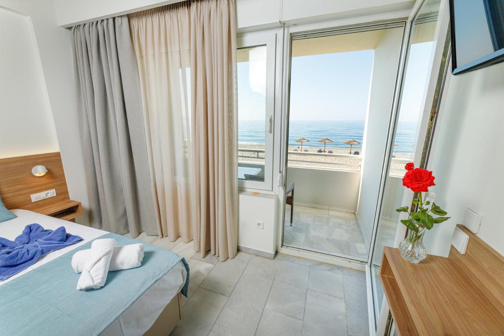 Kostakis Beach Gerani  Exterior photo